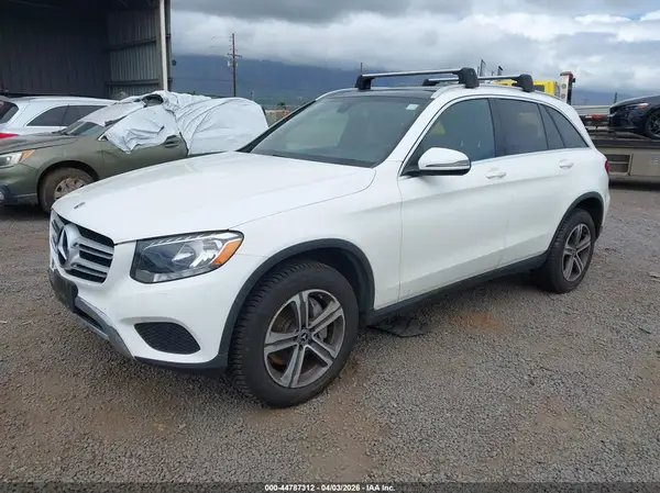 WDC0G4JB2JV021319 2018 MERCEDES-BENZ GLC - Image 2