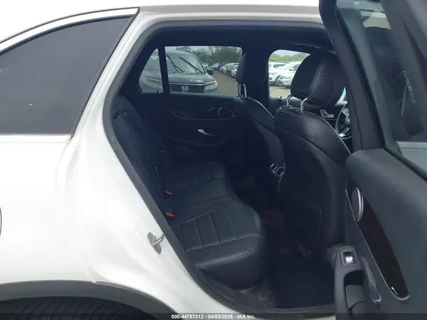 WDC0G4JB2JV021319 2018 MERCEDES-BENZ GLC - Image 8