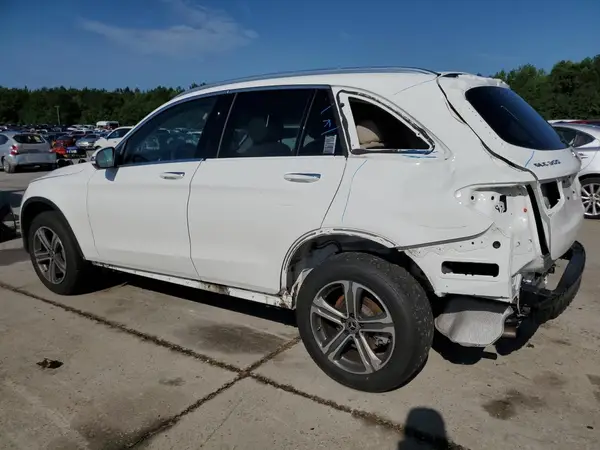 WDC0G4JB2JV025967 2018 MERCEDES-BENZ GLC - Image 2