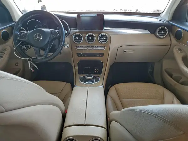 WDC0G4JB2JV064400 2018 MERCEDES-BENZ GLC - Image 8