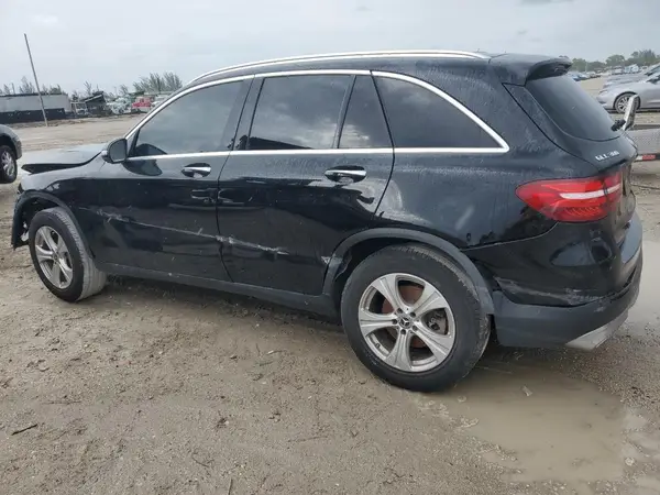 WDC0G4JB2JV066938 2018 MERCEDES-BENZ GLC - Image 2