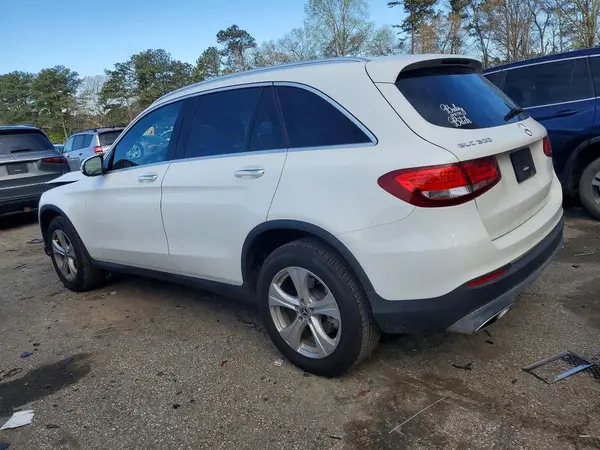 WDC0G4JB2JV067961 2018 MERCEDES-BENZ GLC - Image 2