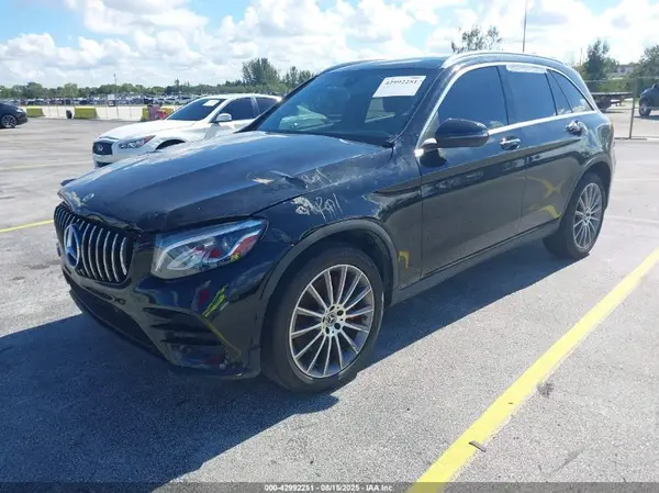 WDC0G4JB2K1003427 2019 MERCEDES-BENZ GLC - Image 2