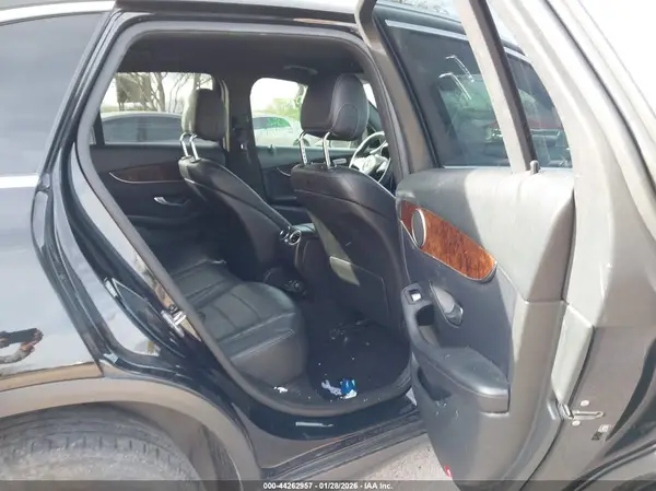 WDC0G4JB2KF480118 2019 MERCEDES-BENZ GLC - Image 8