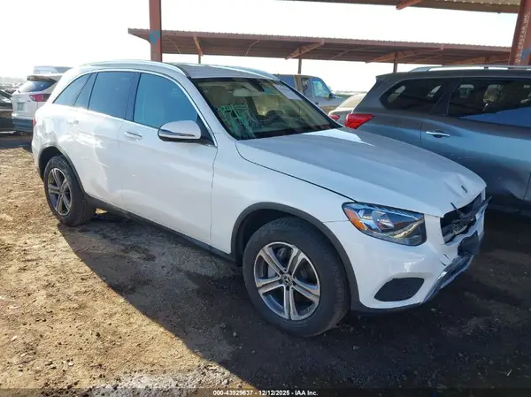 WDC0G4JB2KF562382 2019 MERCEDES-BENZ GLC - Image 1