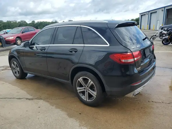 WDC0G4JB2KF570966 2019 MERCEDES-BENZ GLC - Image 2
