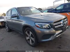 WDC0G4JB2KF576511 2019 MERCEDES-BENZ GLC