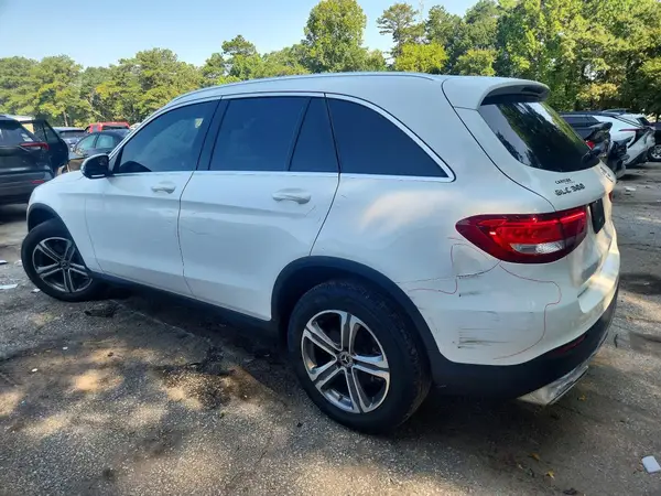 WDC0G4JB2KF589324 2019 MERCEDES-BENZ GLC - Image 2