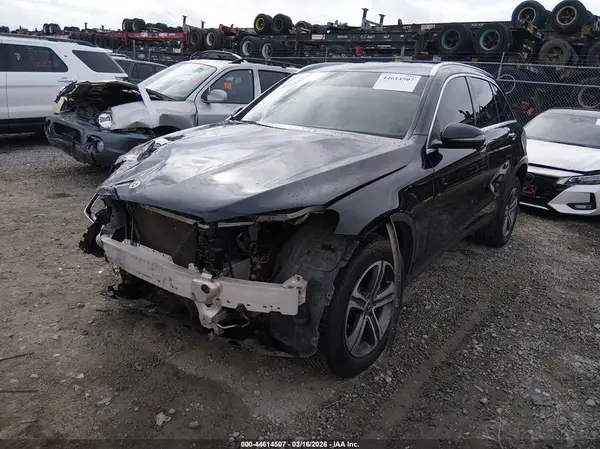 WDC0G4JB2KF590148 2019 MERCEDES-BENZ GLC - Image 2