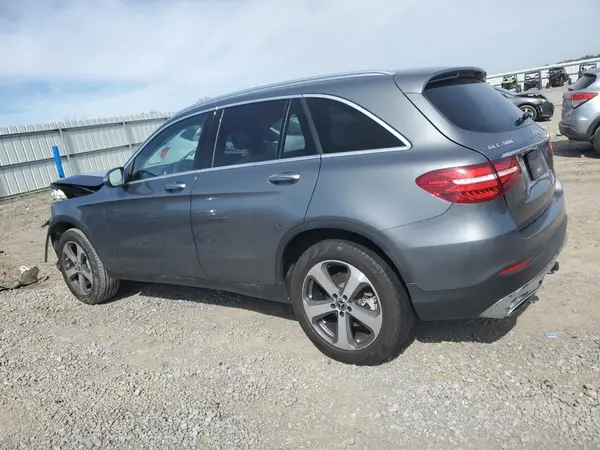 WDC0G4JB2KF598590 2019 MERCEDES-BENZ GLC - Image 2