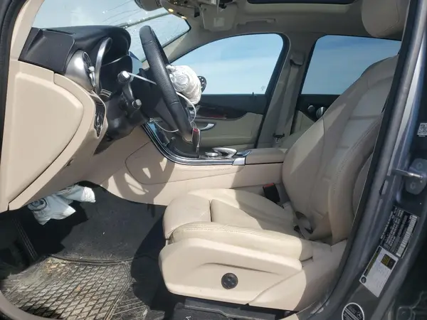 2019 MERCEDES-BENZ GLC auction photo 7