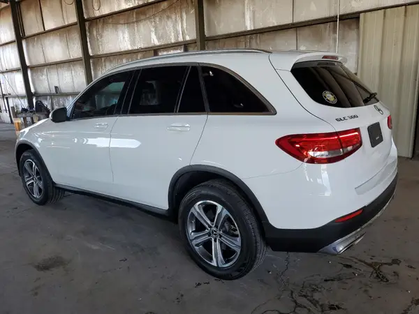 WDC0G4JB2KF598878 2019 MERCEDES-BENZ GLC - Image 2