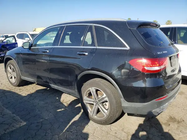 WDC0G4JB2KF608874 2019 MERCEDES-BENZ GLC - Image 2
