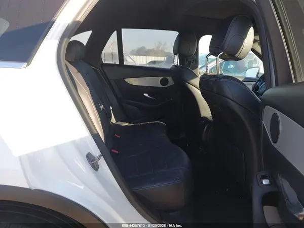 WDC0G4JB2KF609734 2019 MERCEDES-BENZ GLC - Image 8