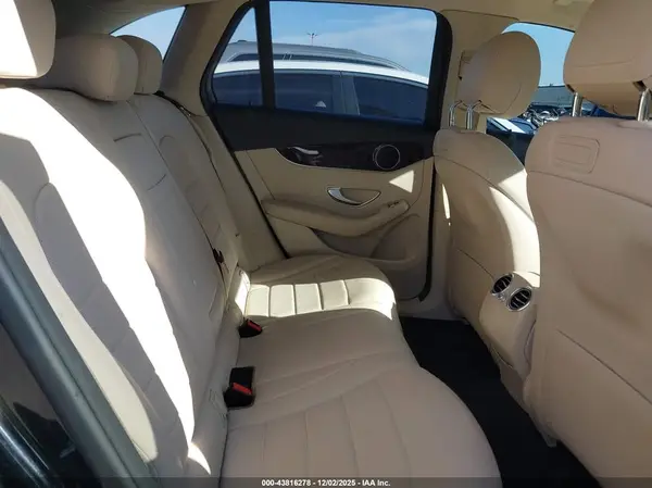 WDC0G4JB2KV123804 2019 MERCEDES-BENZ GLC - Image 8