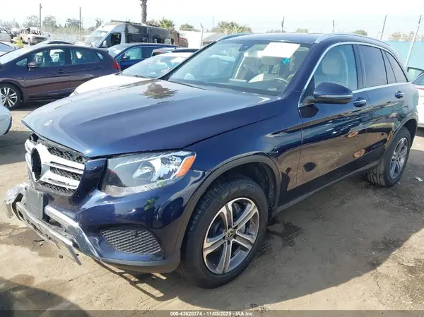 WDC0G4JB2KV125116 2019 MERCEDES-BENZ GLC - Image 2