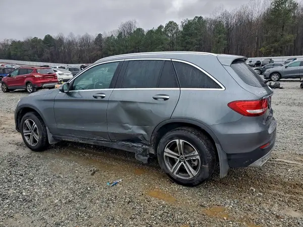 WDC0G4JB2KV131806 2019 MERCEDES-BENZ GLC - Image 2