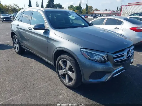 WDC0G4JB2KV135094 2019 MERCEDES-BENZ GLC - Image 1