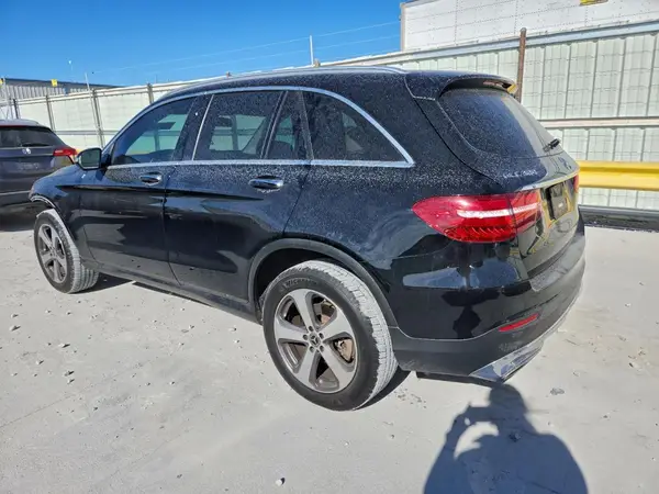 WDC0G4JB2KV135886 2019 MERCEDES-BENZ GLC - Image 2