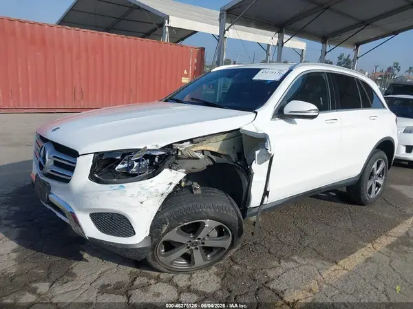 WDC0G4JB2KV144524 2019 MERCEDES-BENZ GLC - Image 2