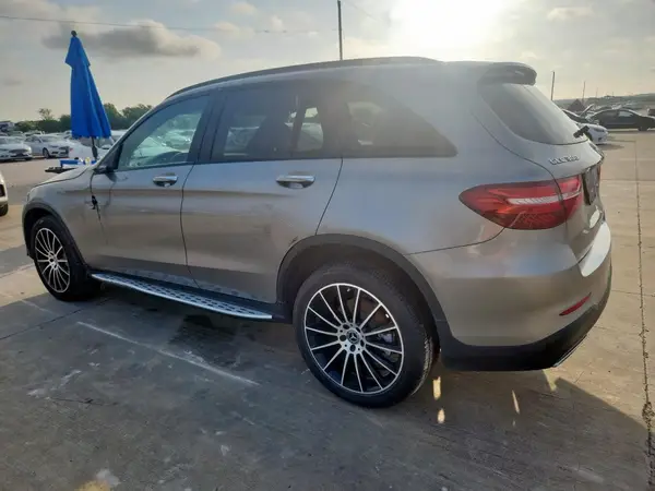 WDC0G4JB2KV146418 2019 MERCEDES-BENZ GLC - Image 2