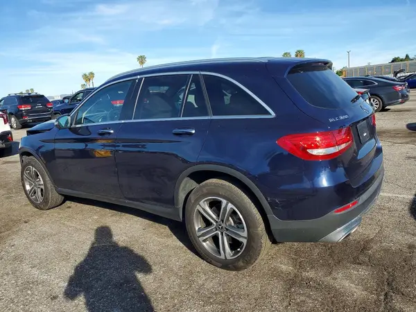 WDC0G4JB2KV152719 2019 MERCEDES-BENZ GLC - Image 2