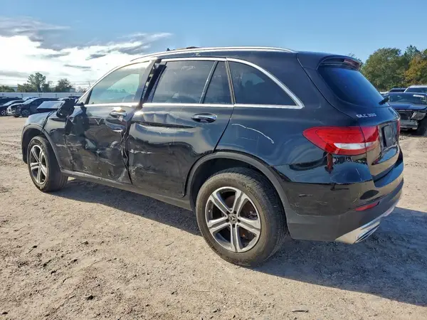 WDC0G4JB2KV187602 2019 MERCEDES-BENZ GLC - Image 2