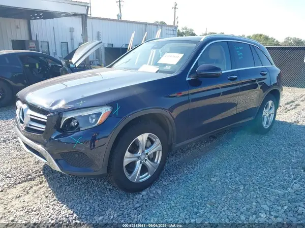 WDC0G4JB3GF019906 2016 MERCEDES-BENZ GLC - Image 2