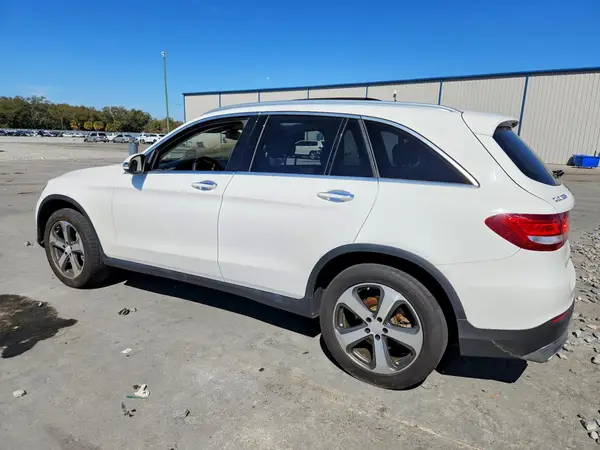 WDC0G4JB3GF034132 2016 MERCEDES-BENZ GLC - Image 2