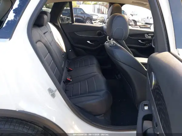 WDC0G4JB3GF040528 2016 MERCEDES-BENZ GLC - Image 8