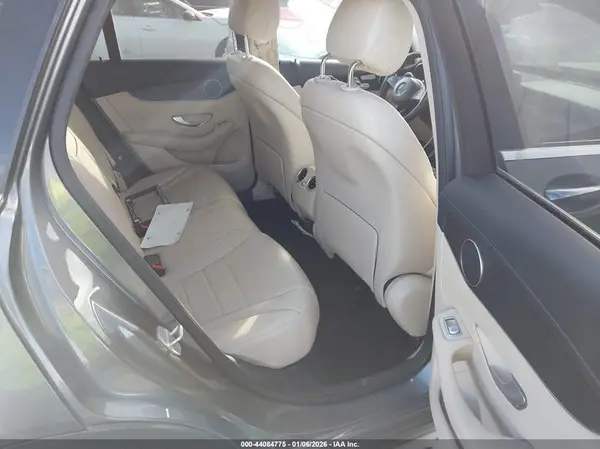 WDC0G4JB3GF064070 2016 MERCEDES-BENZ GLC - Image 8