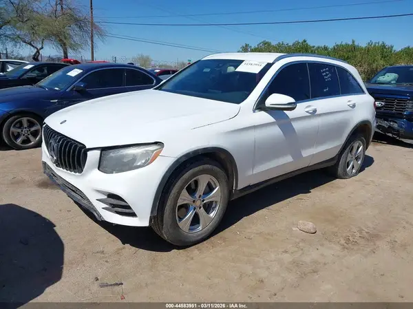 WDC0G4JB3GF081208 2016 MERCEDES-BENZ GLC - Image 2