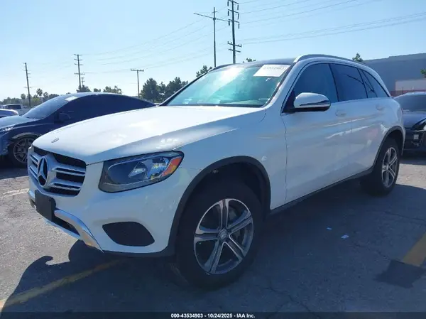 WDC0G4JB3GF091124 2016 MERCEDES-BENZ GLC - Image 2