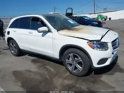 WDC0G4JB3GF105894 2016 MERCEDES-BENZ GLC