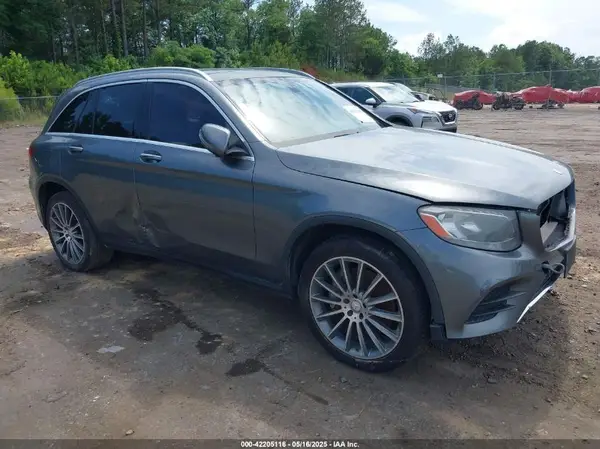 WDC0G4JB3GF107452 2016 MERCEDES-BENZ GLC - Image 1