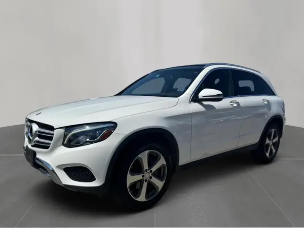 WDC0G4JB3HF126777 2017 MERCEDES-BENZ GLC - Image 2