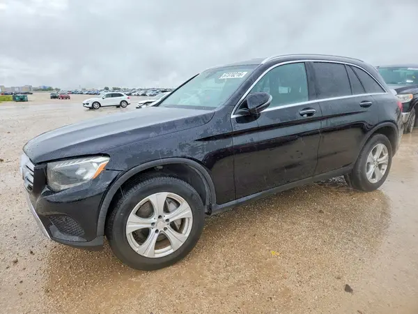 WDC0G4JB3HF135463 2017 MERCEDES-BENZ GLC - Image 1