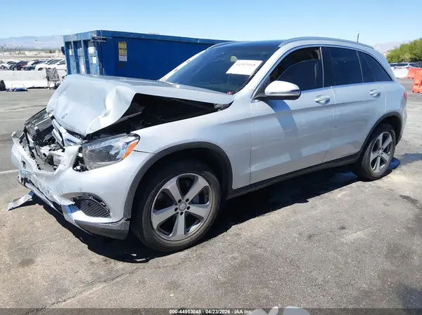 WDC0G4JB3HF138573 2017 MERCEDES-BENZ GLC - Image 2