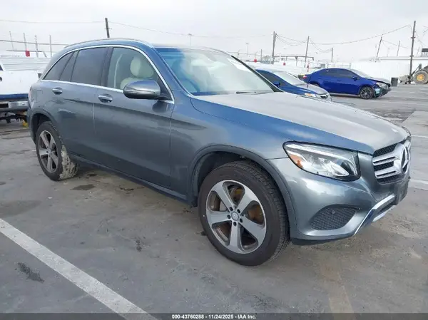 WDC0G4JB3HF139786 2017 MERCEDES-BENZ GLC - Image 1