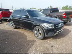 WDC0G4JB3HF142011 2017 MERCEDES-BENZ GLC