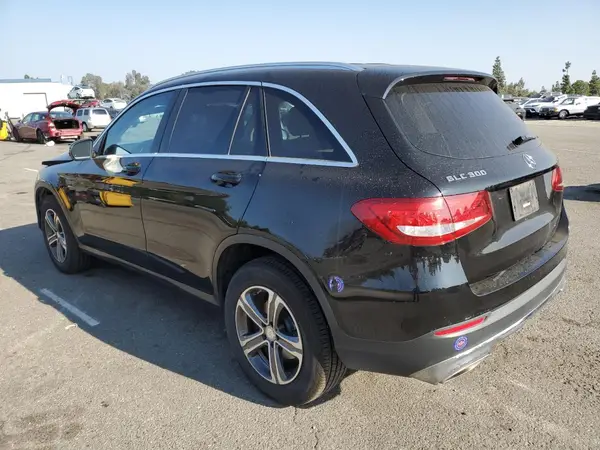 WDC0G4JB3HF159519 2017 MERCEDES-BENZ GLC - Image 2
