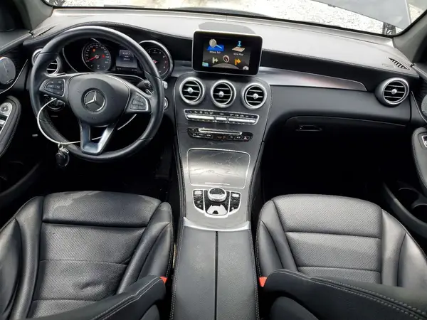 WDC0G4JB3HF220030 2017 MERCEDES-BENZ GLC - Image 8