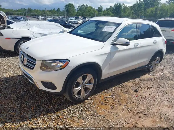 WDC0G4JB3HF238382 2017 MERCEDES-BENZ GLC - Image 2