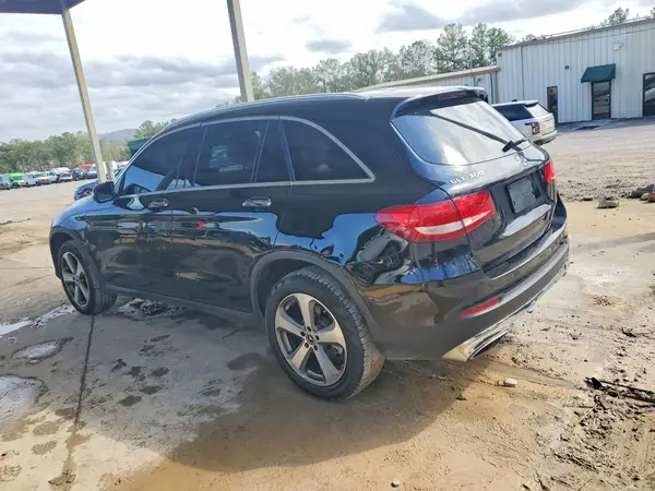WDC0G4JB3HV002305 2017 MERCEDES-BENZ GLC - Image 2