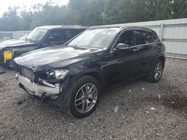 WDC0G4JB3HV005933 2017 MERCEDES-BENZ GLC - Image 1