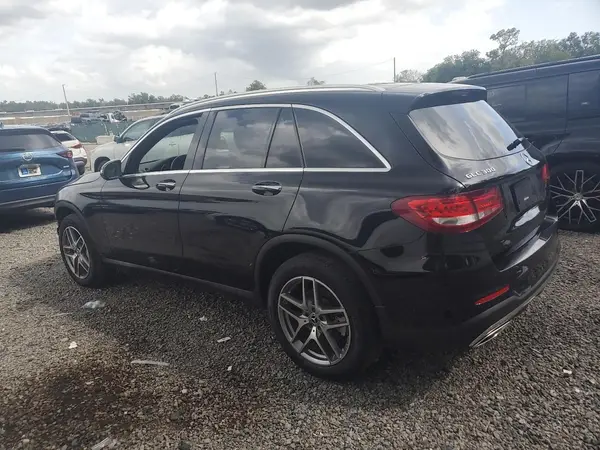 WDC0G4JB3HV005933 2017 MERCEDES-BENZ GLC - Image 2