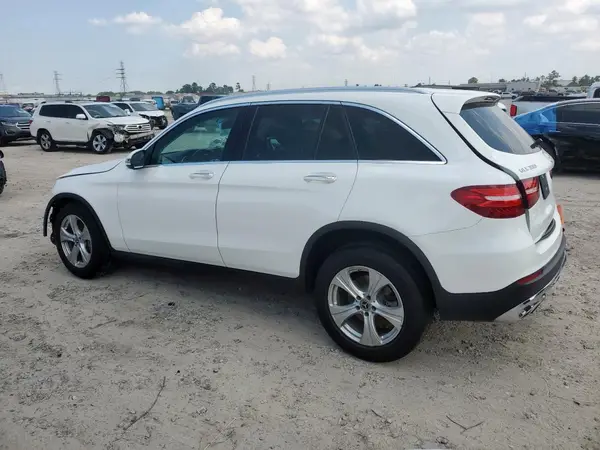 WDC0G4JB3JV021278 2018 MERCEDES-BENZ GLC - Image 2