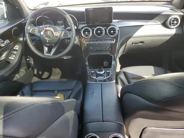 WDC0G4JB3JV043863 2018 MERCEDES-BENZ GLC - Image 8