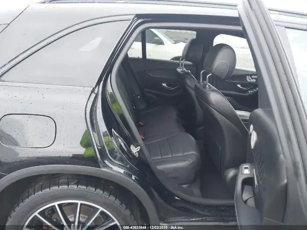 WDC0G4JB3JV046102 2018 MERCEDES-BENZ GLC - Image 8