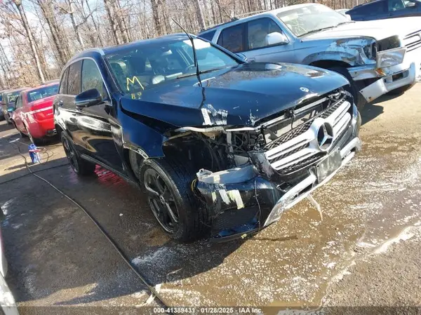 WDC0G4JB3JV046472 2018 MERCEDES-BENZ GLC - Image 1